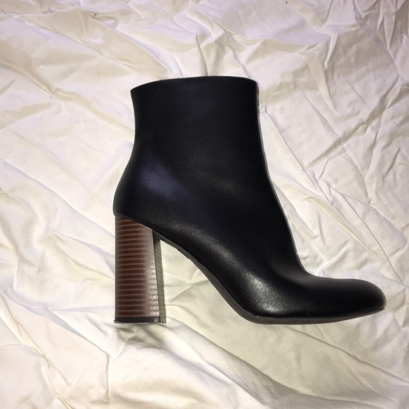Shoes - Sale 🌵 Ankle boot heels
